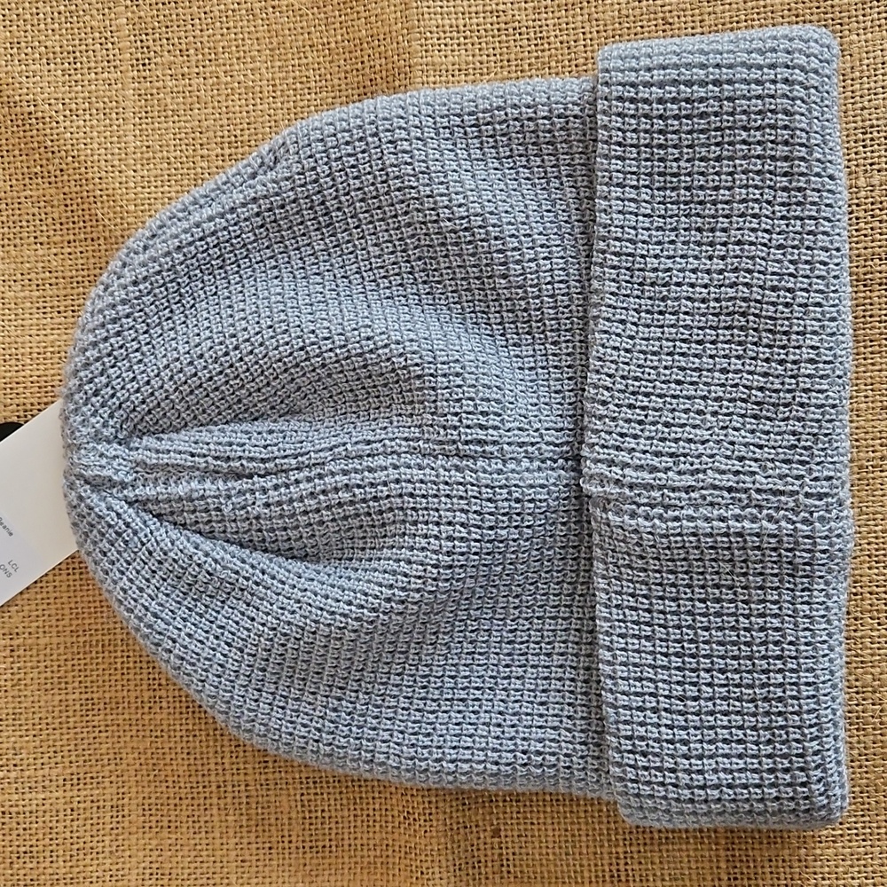 NWT Vuori Light Blue Knit Beanie - Picture 6 of 8